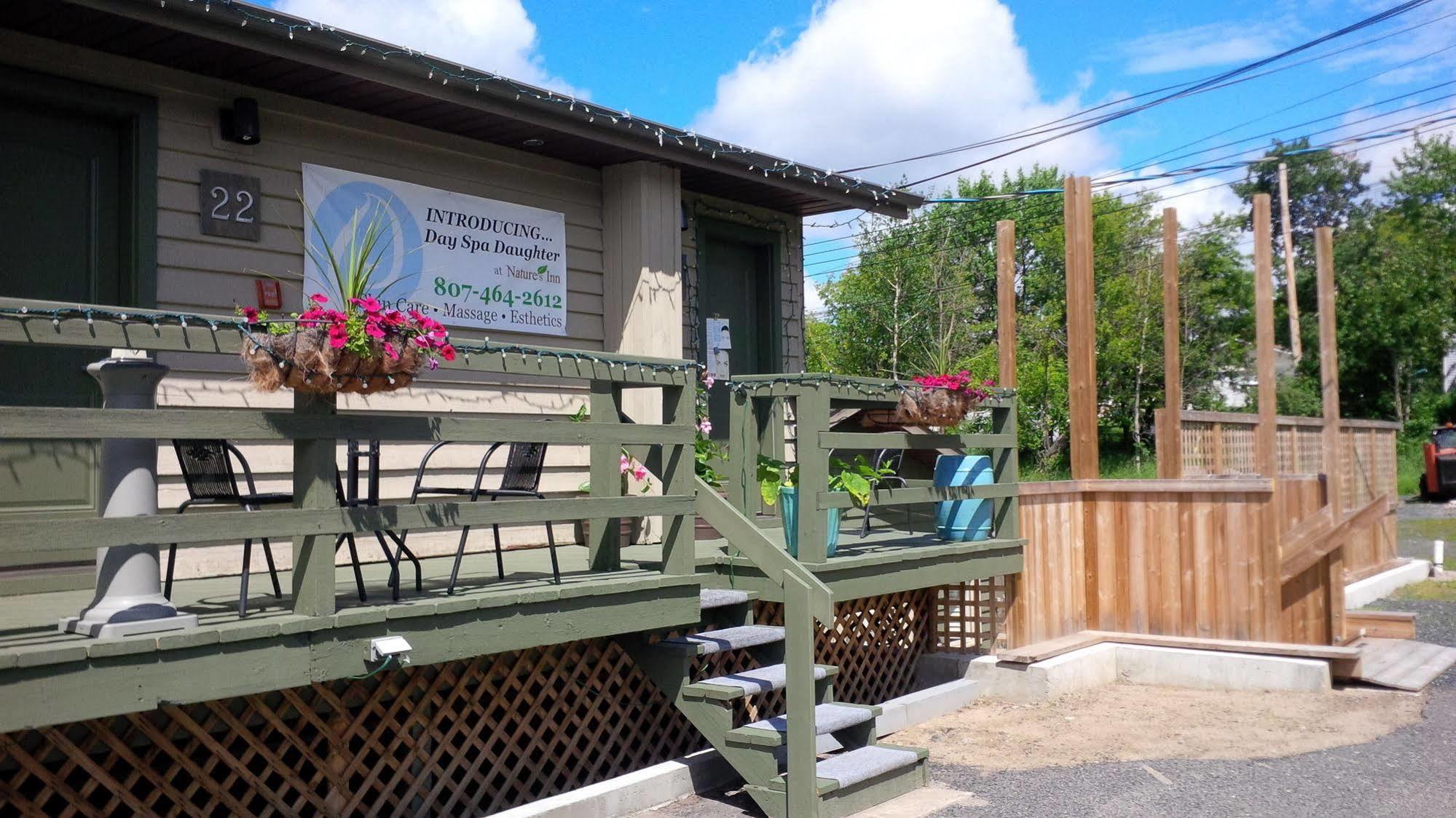 Nature'S Inn Kenora Exterior photo
